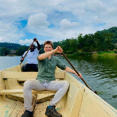 Om Hostel Bunyonyi Kabale Εξωτερικό φωτογραφία