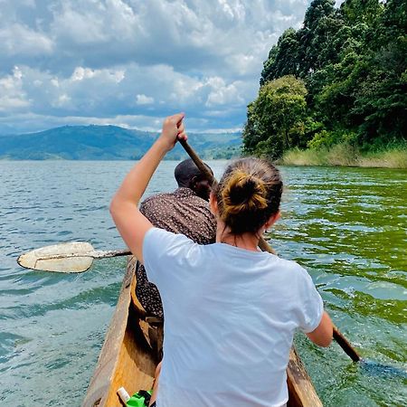 Om Hostel Bunyonyi Kabale Εξωτερικό φωτογραφία