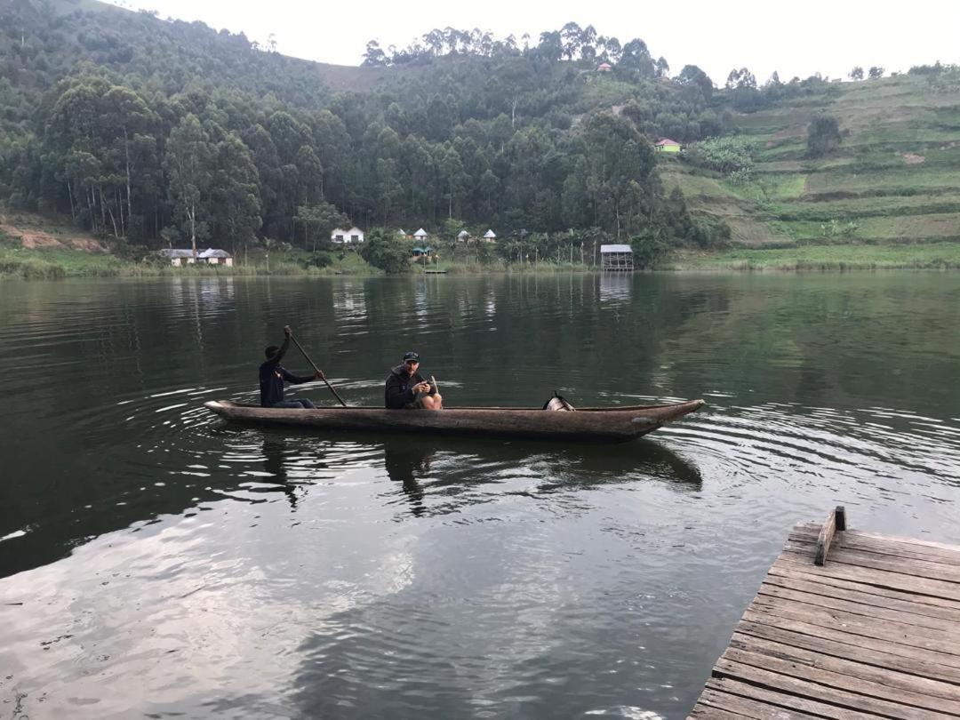 Om Hostel Bunyonyi Kabale Εξωτερικό φωτογραφία