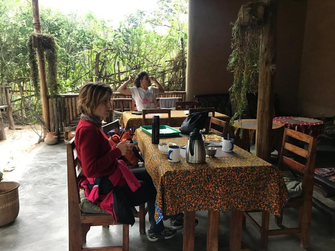 Om Hostel Bunyonyi Kabale Εξωτερικό φωτογραφία