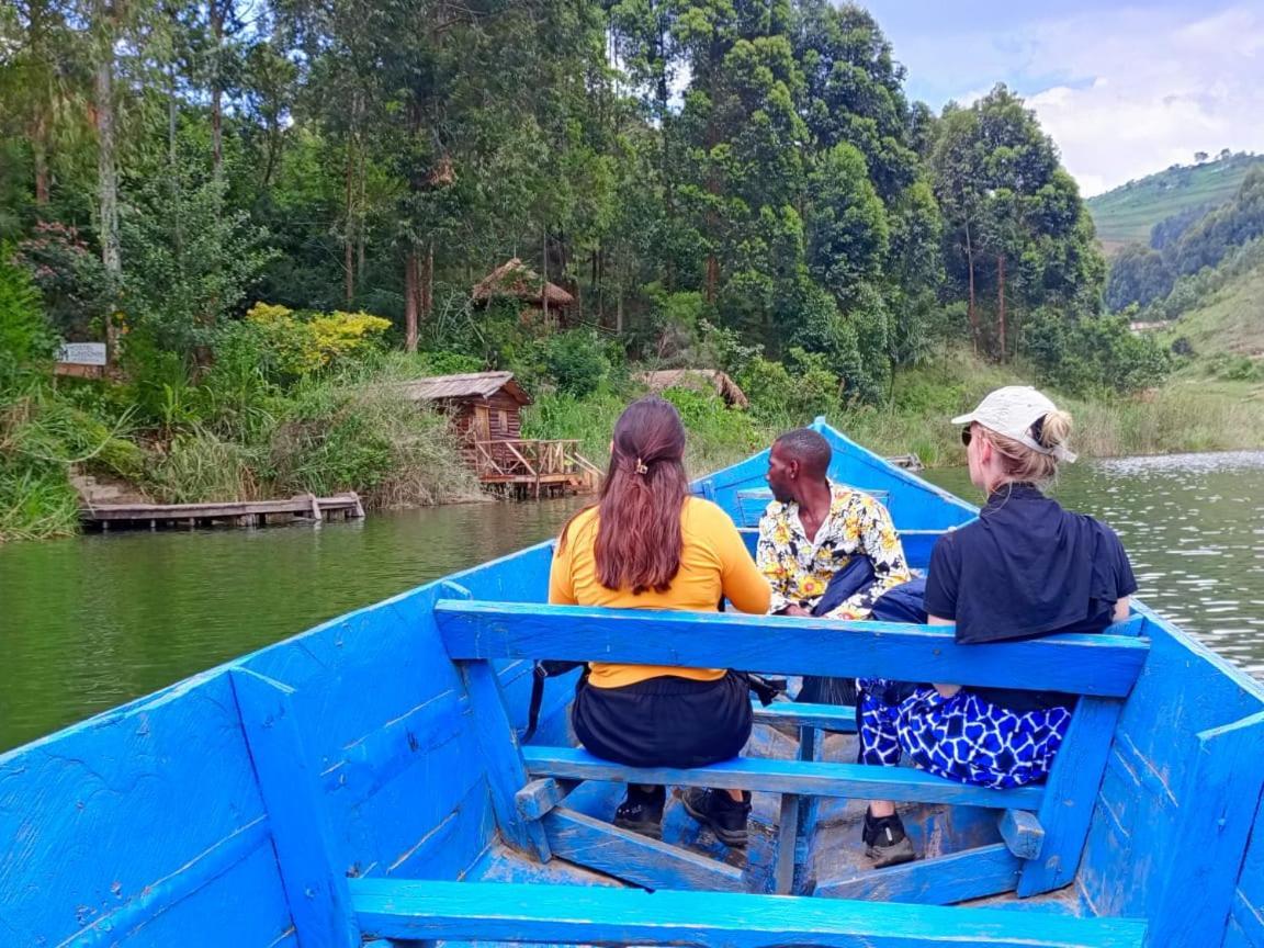 Om Hostel Bunyonyi Kabale Εξωτερικό φωτογραφία
