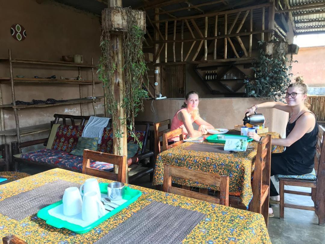 Om Hostel Bunyonyi Kabale Εξωτερικό φωτογραφία