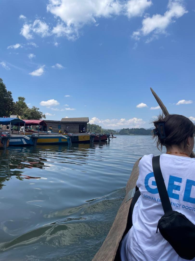 Om Hostel Bunyonyi Kabale Εξωτερικό φωτογραφία