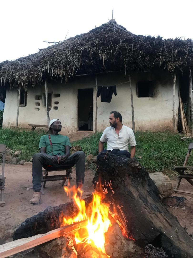 Om Hostel Bunyonyi Kabale Εξωτερικό φωτογραφία