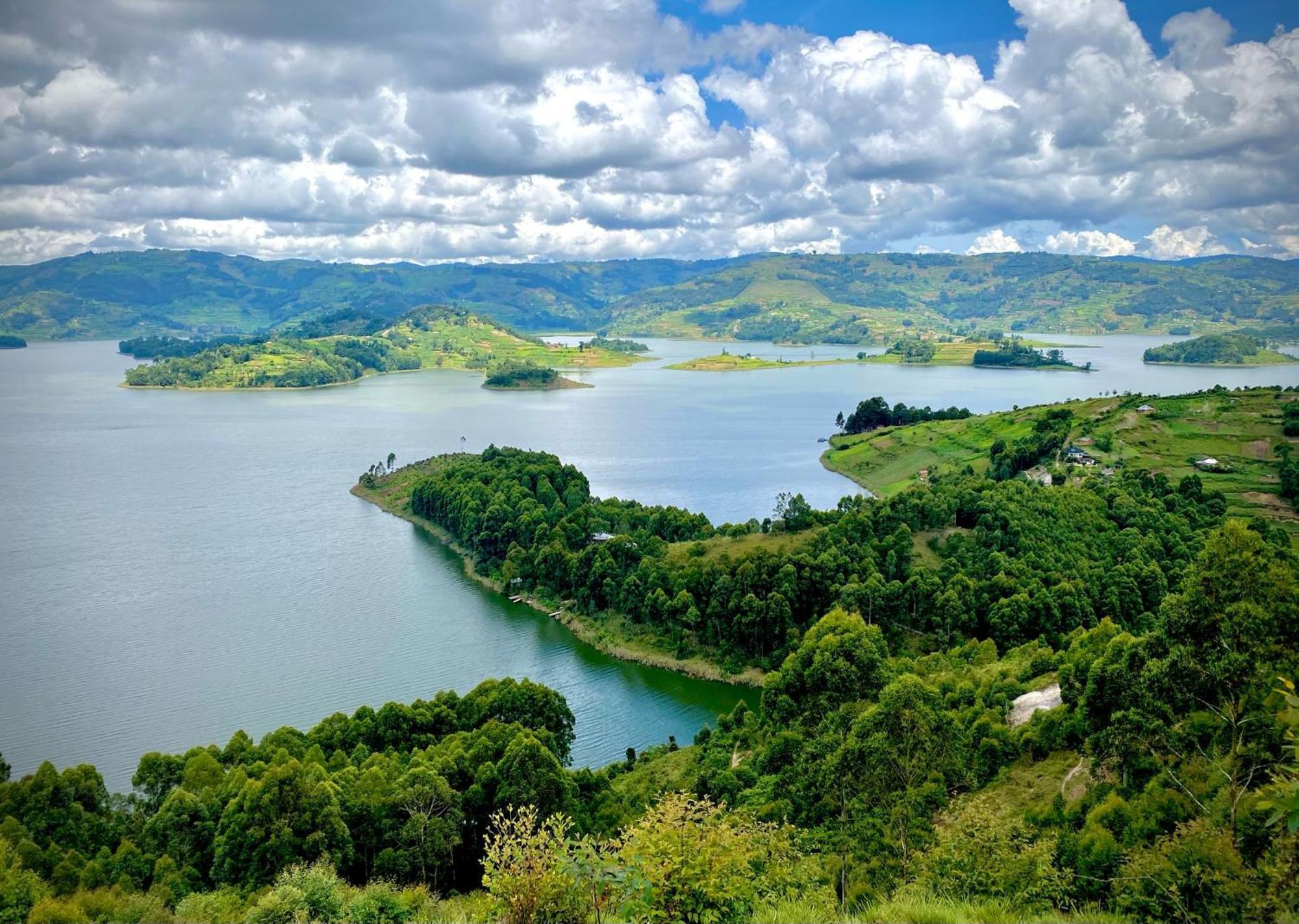 Om Hostel Bunyonyi Kabale Εξωτερικό φωτογραφία